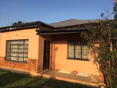 House For Sale in Mid Ennerdale, Johannesburg