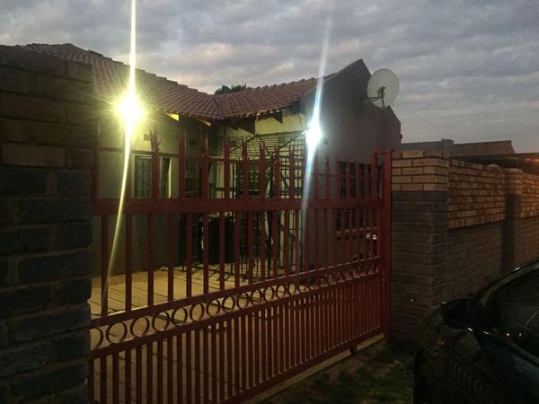 Property For Sale in Ennerdale, Johannesburg